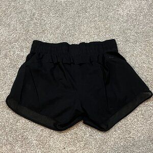 Athleta Mesh Racer Run Short 4" black XXS